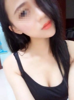 2 2995595995.jpg