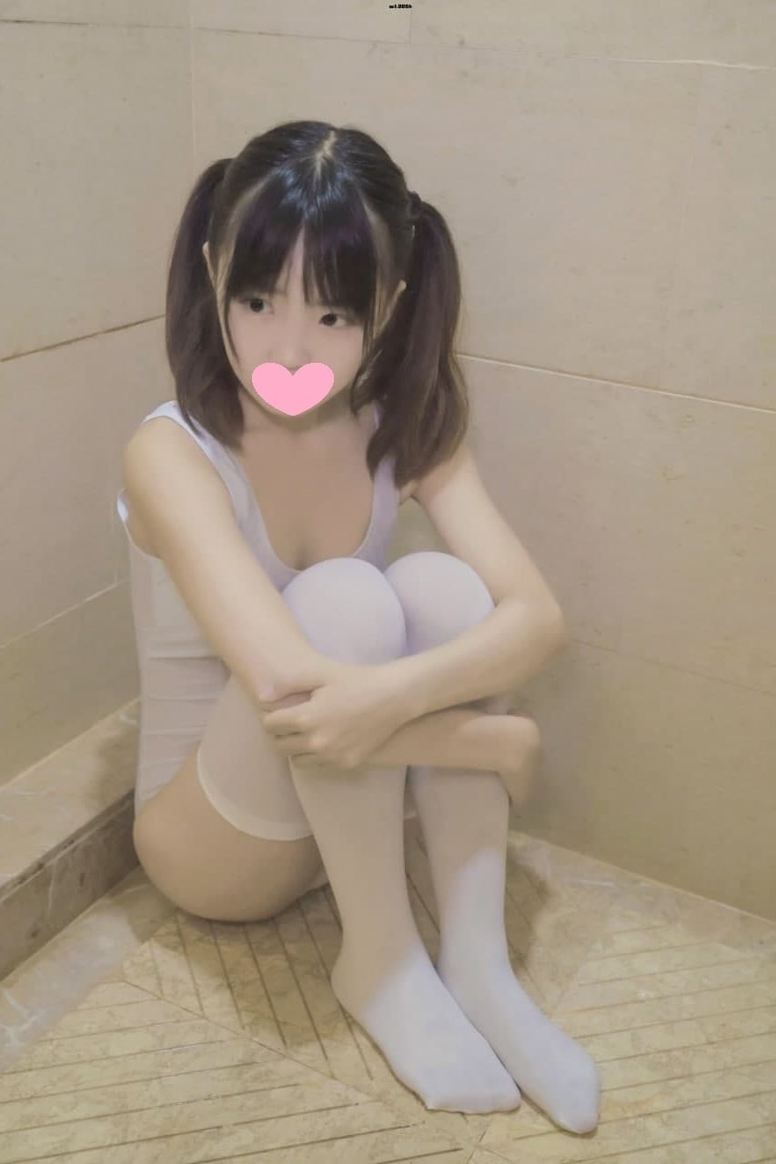 44459588.jpg