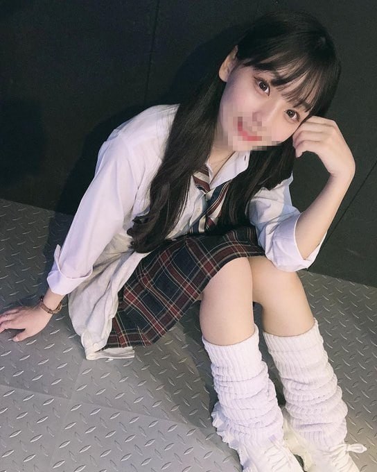 48 955959.jpg
