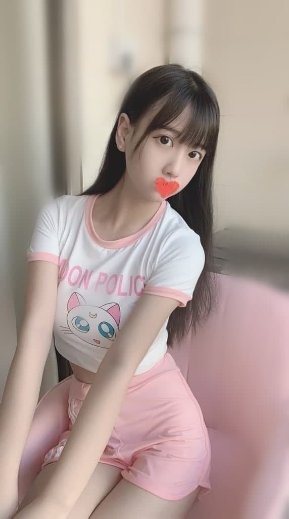 photo_6309960063895932401_y (1).jpg